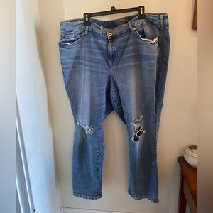 Torrid distressed jeans size 26.
